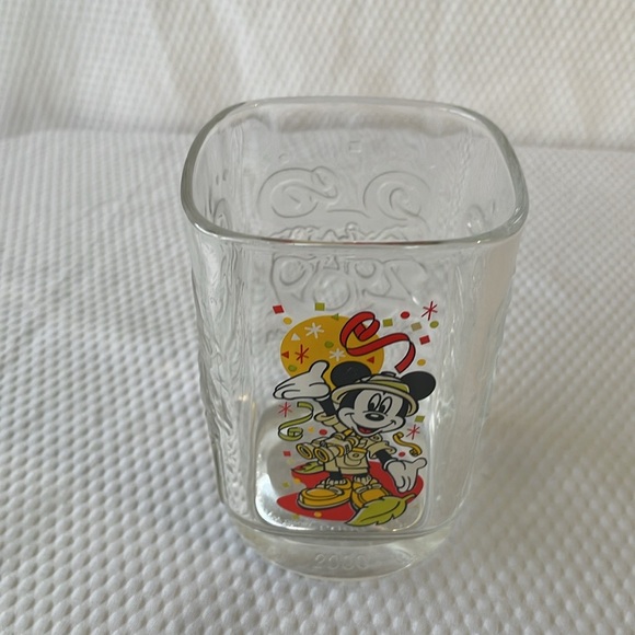 Vintage McDonald’s  Collectables  Walt Disney 2000 Mickey Mouse  Glass. - Picture 2 of 8